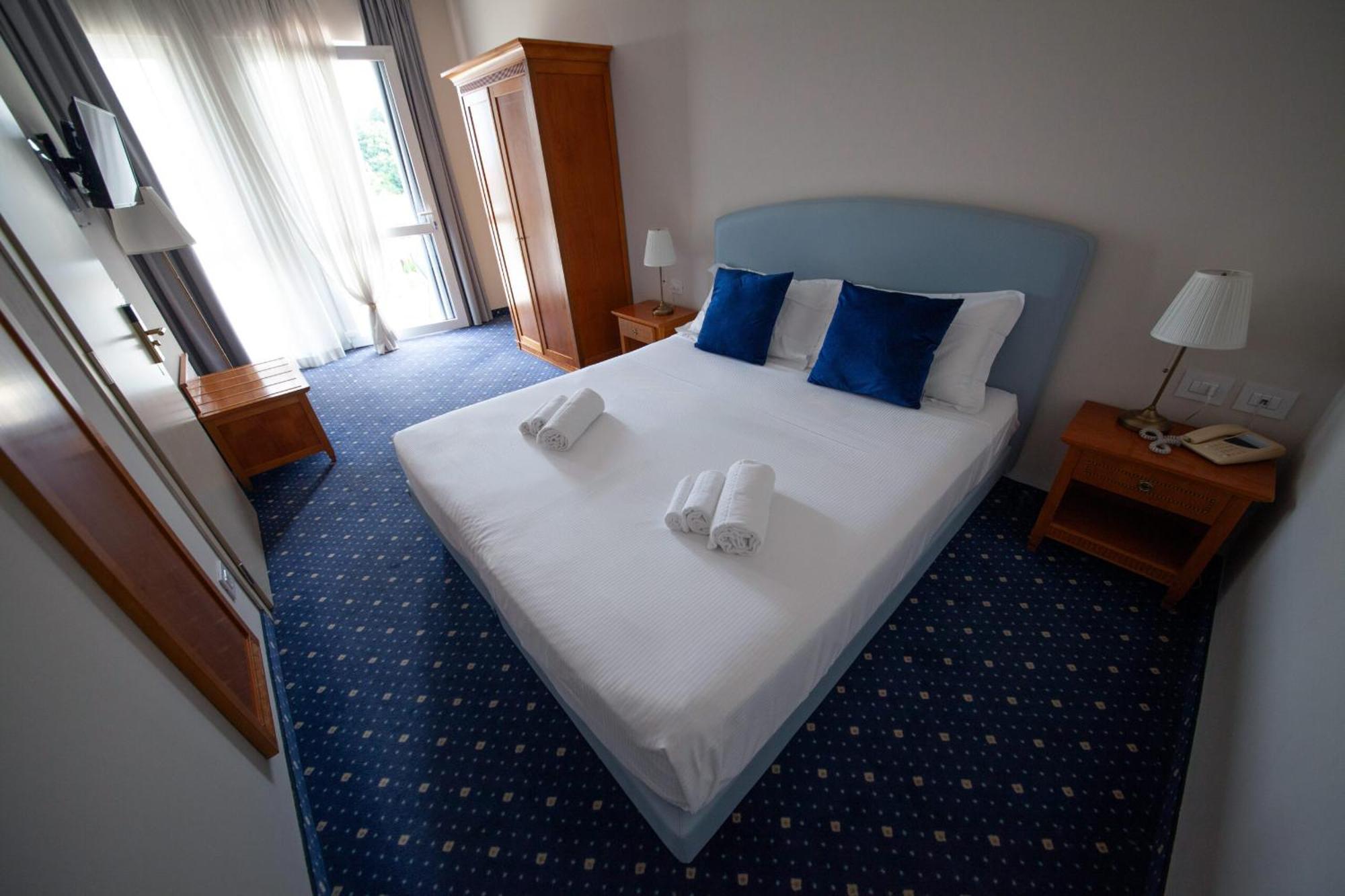 Deluxe Double Room Balcony